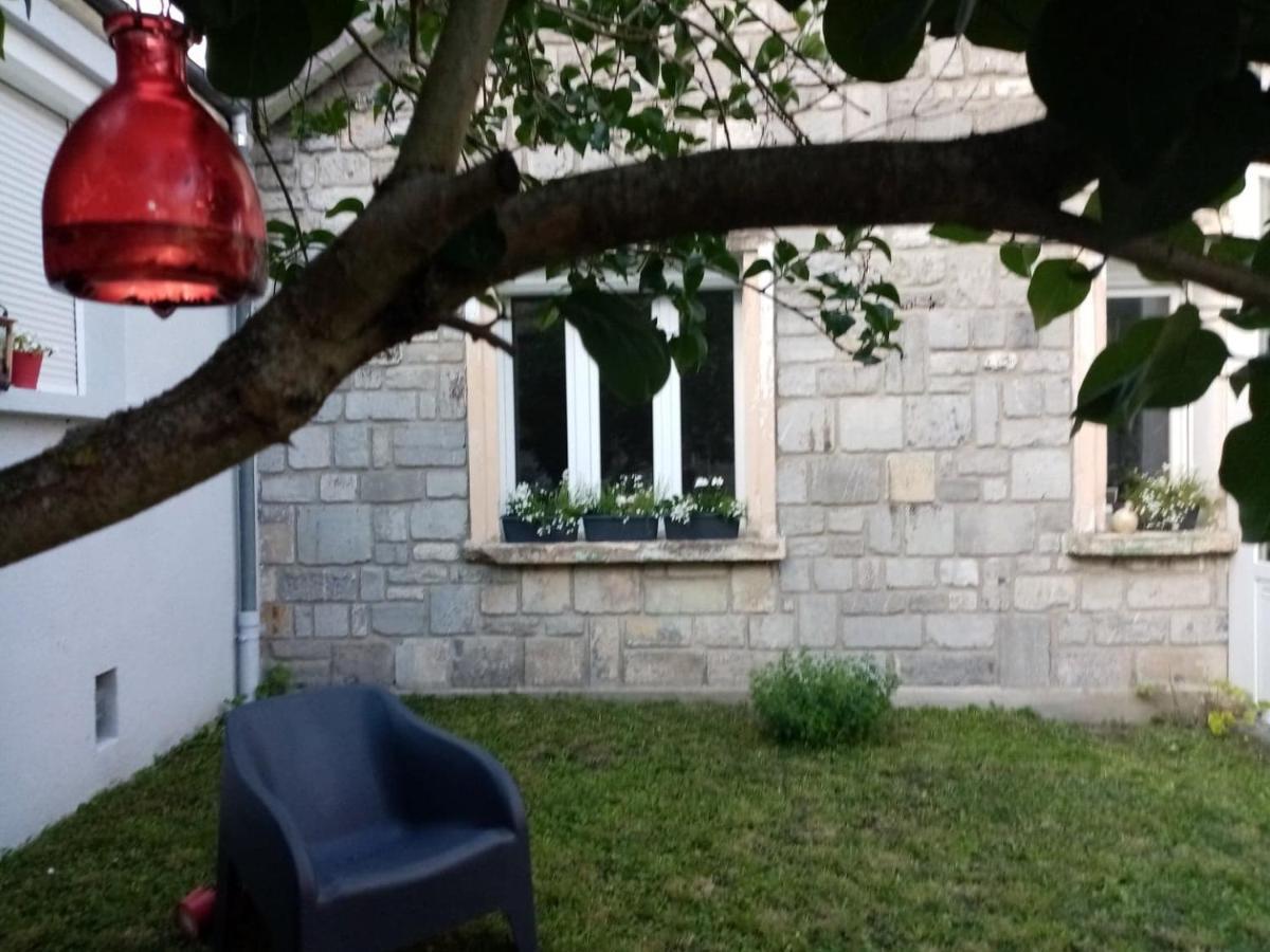 Appartamento Philoxenia Givet Esterno foto