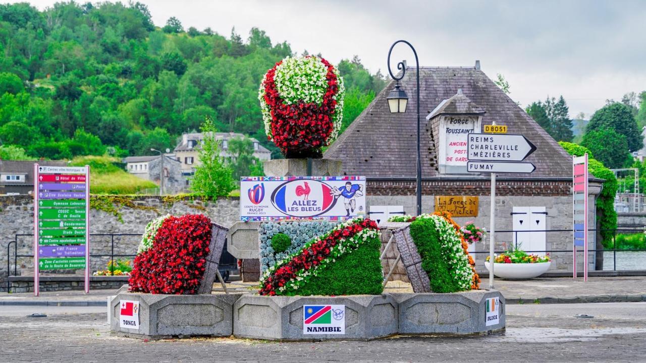 Appartamento Philoxenia Givet Esterno foto